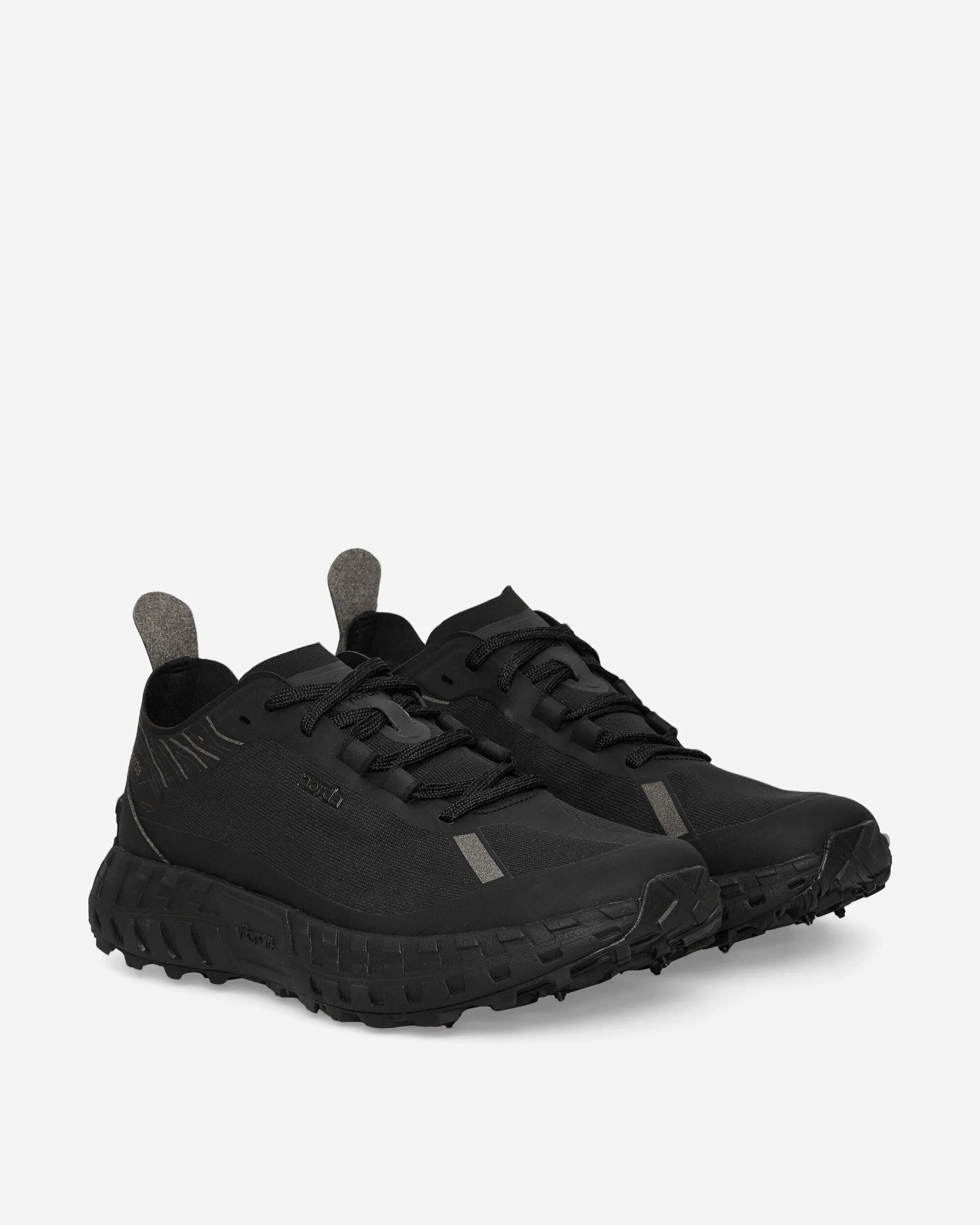 001 Sneakers Noir Furtif