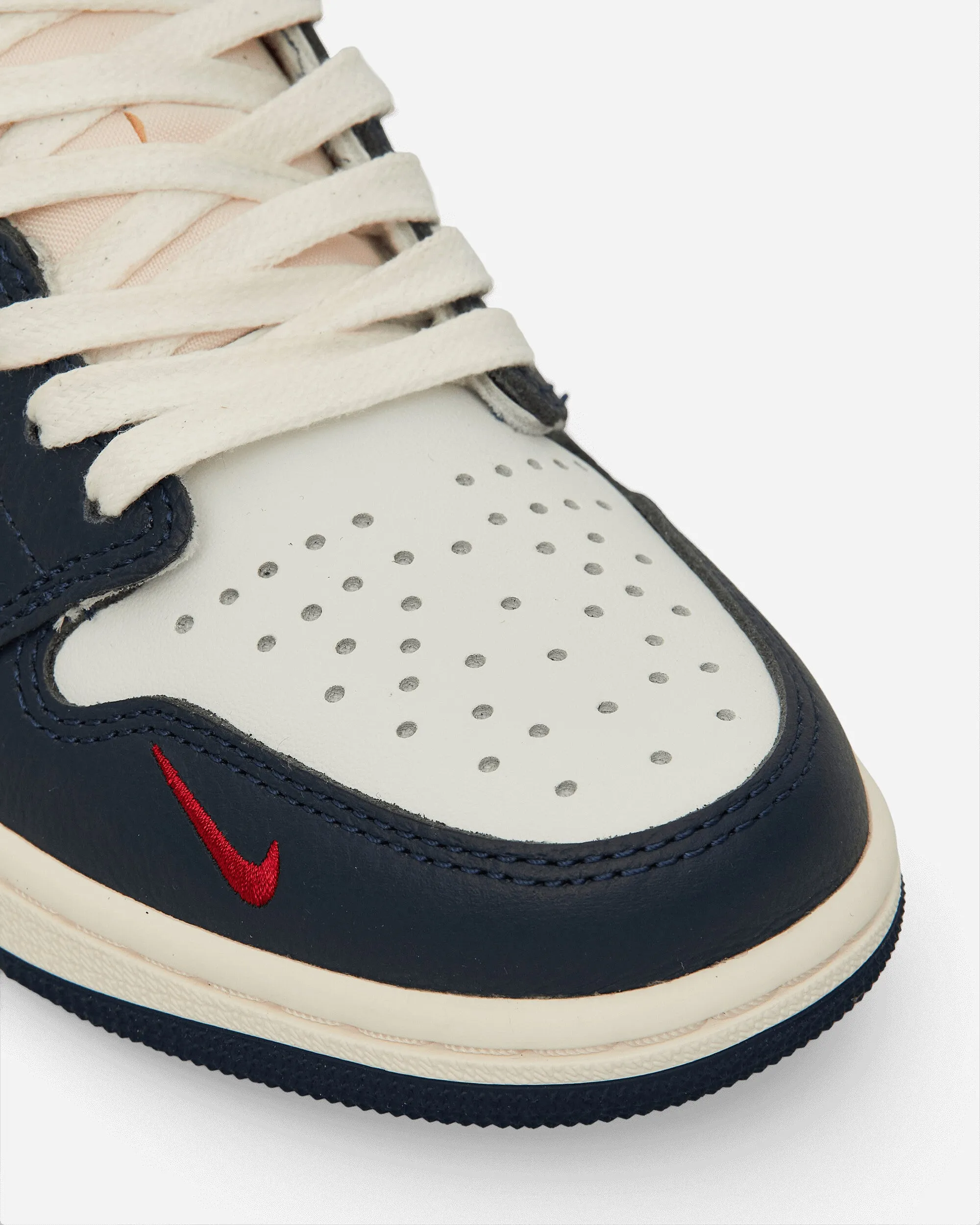 Chaussures Air Jordan 1 Low OG Rouge Gymnase / Bleu Marine Minuit