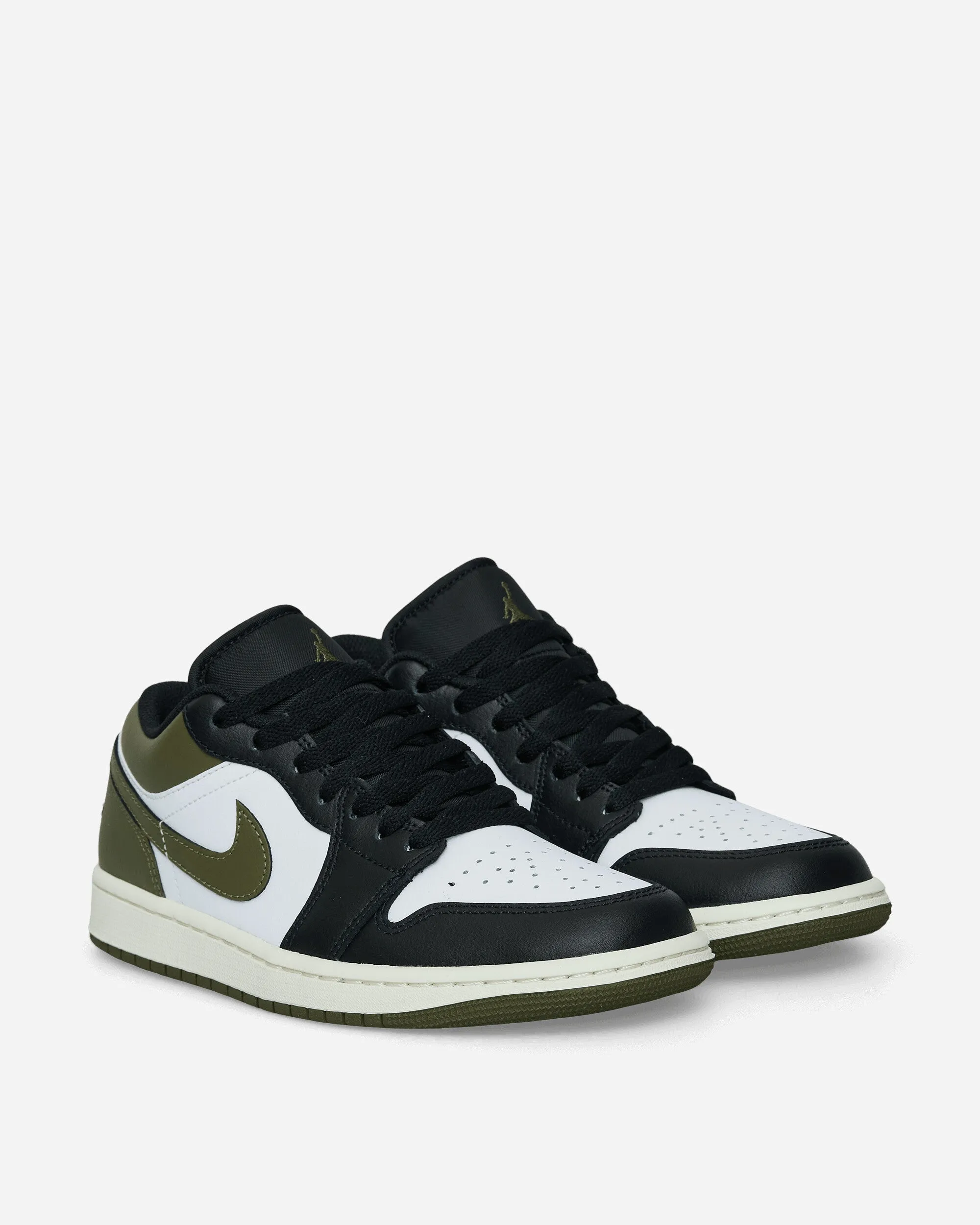 Baskets Air Jordan 1 Low Noir / Olive Moyen