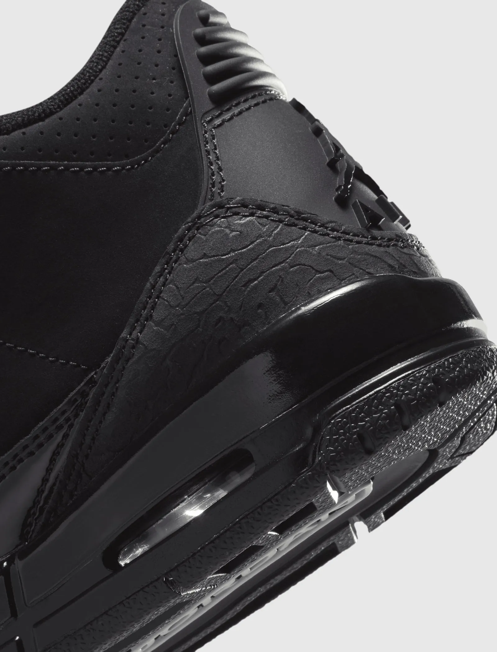 AIR JORDAN 3 RETRO 