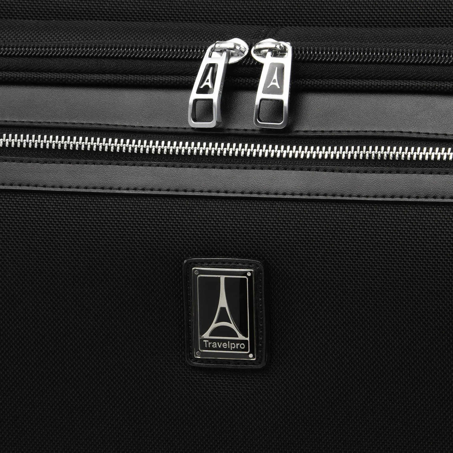 Sac de voyage Travelpro Softside Travelpro Platinum Elite Valise à roulettes pour vêtements
