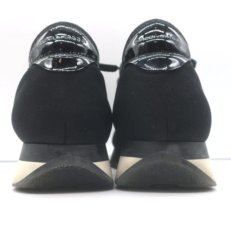 Balenciaga Race Runner Sneakers Basses en Néoprène et Cuir Verni Noir Taille 37