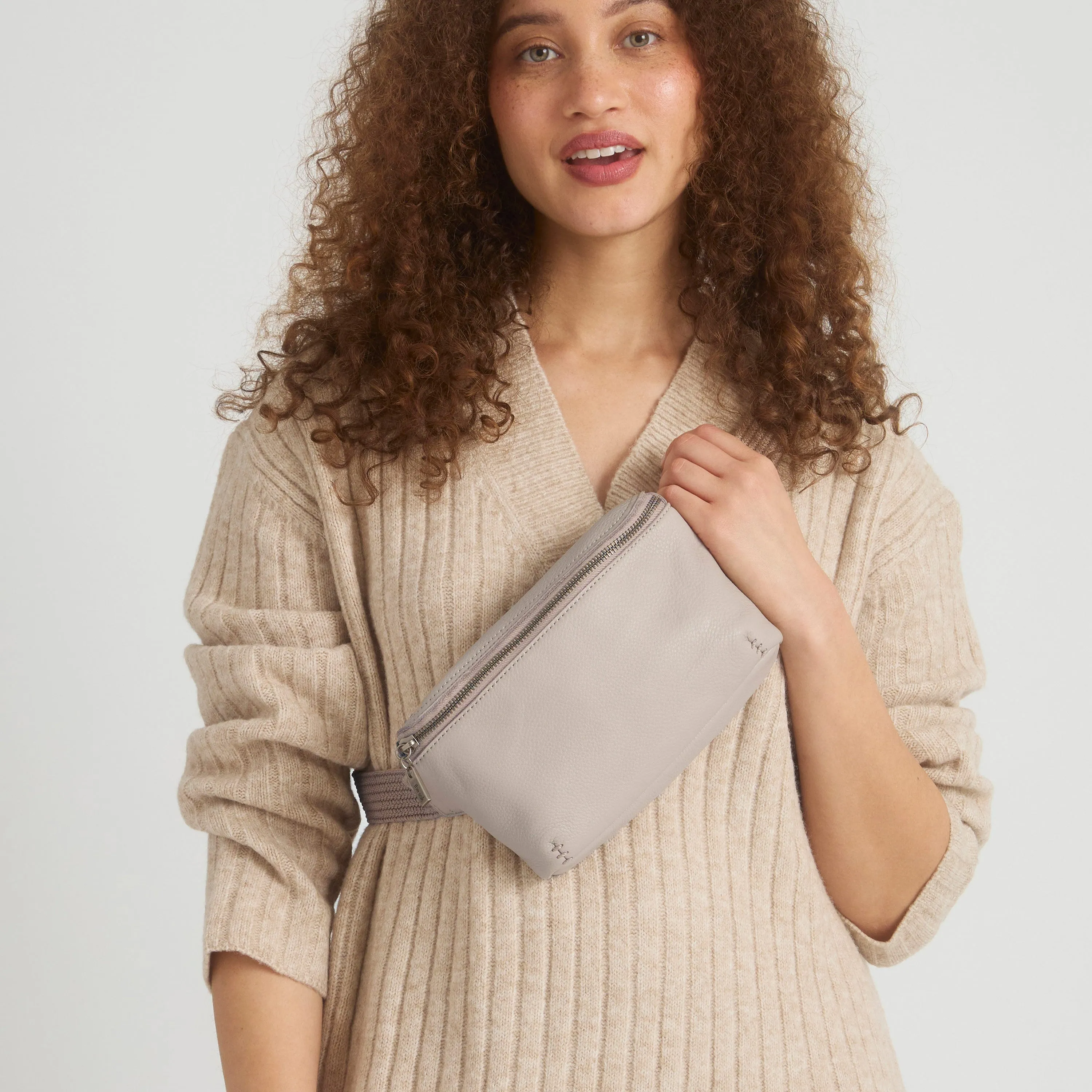 Sac banane Caraway Petit Sac à bandoulière The Sak Crossbodies