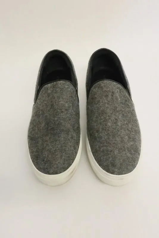 Celine Skate Sneakers Gris Flanelle Taille 37.5 Slip-On Plat