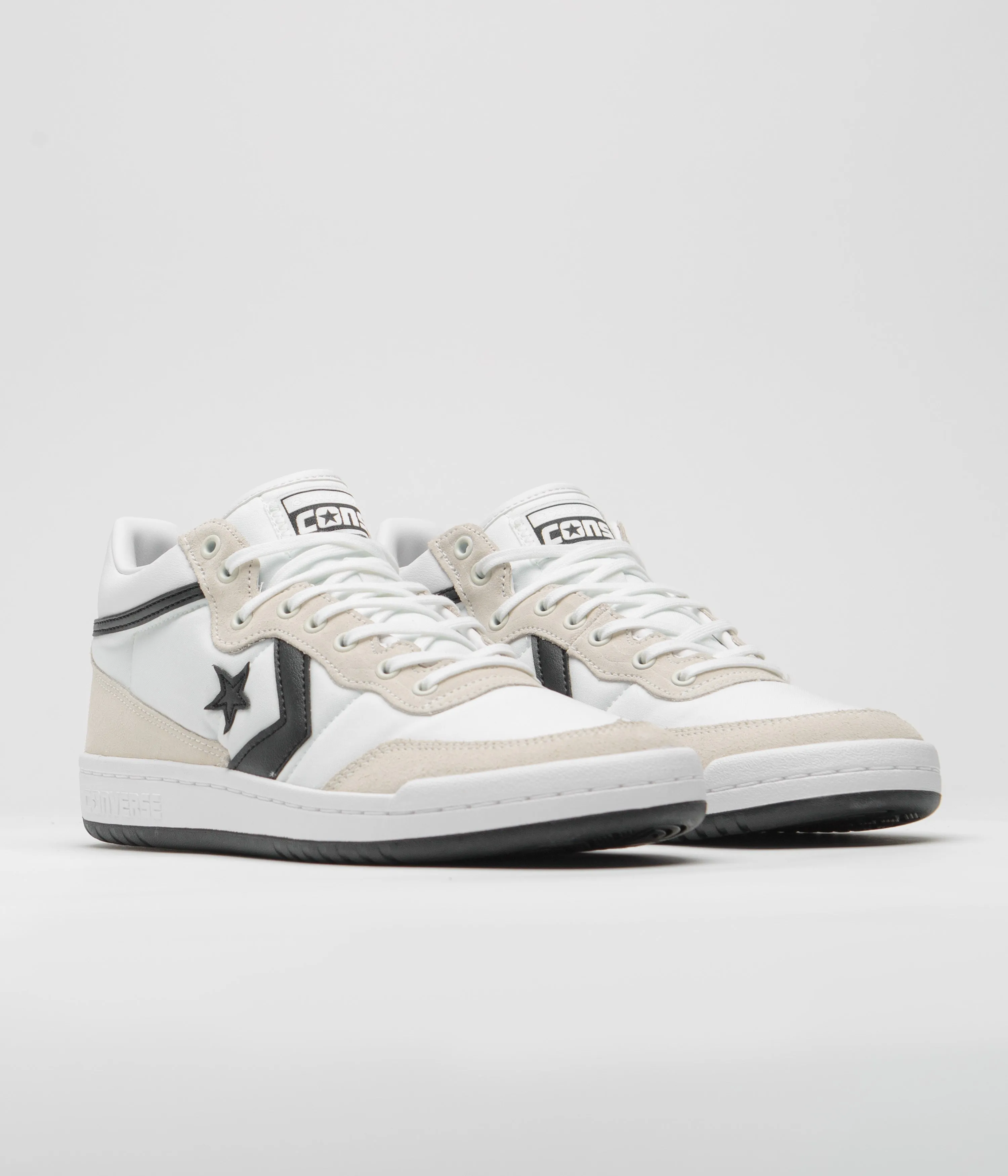 Chaussures Converse Fastbreak Pro Mid - Blanc / Noir / Aigrette