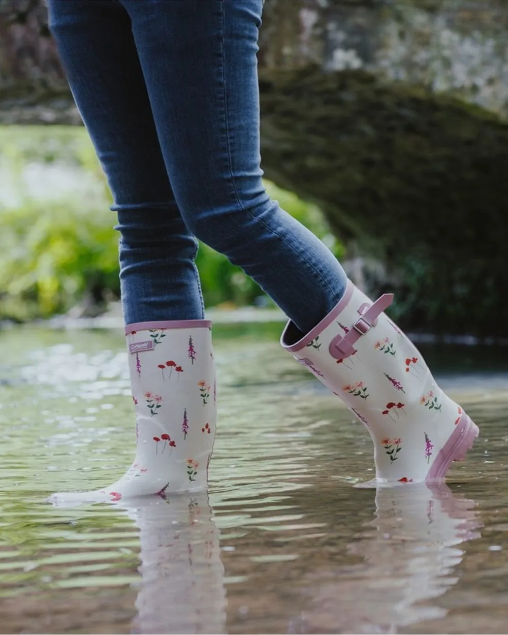 Bottes hautes pour femmes à motifs fleurs sauvages Cotswold - Chaussures Cotswold