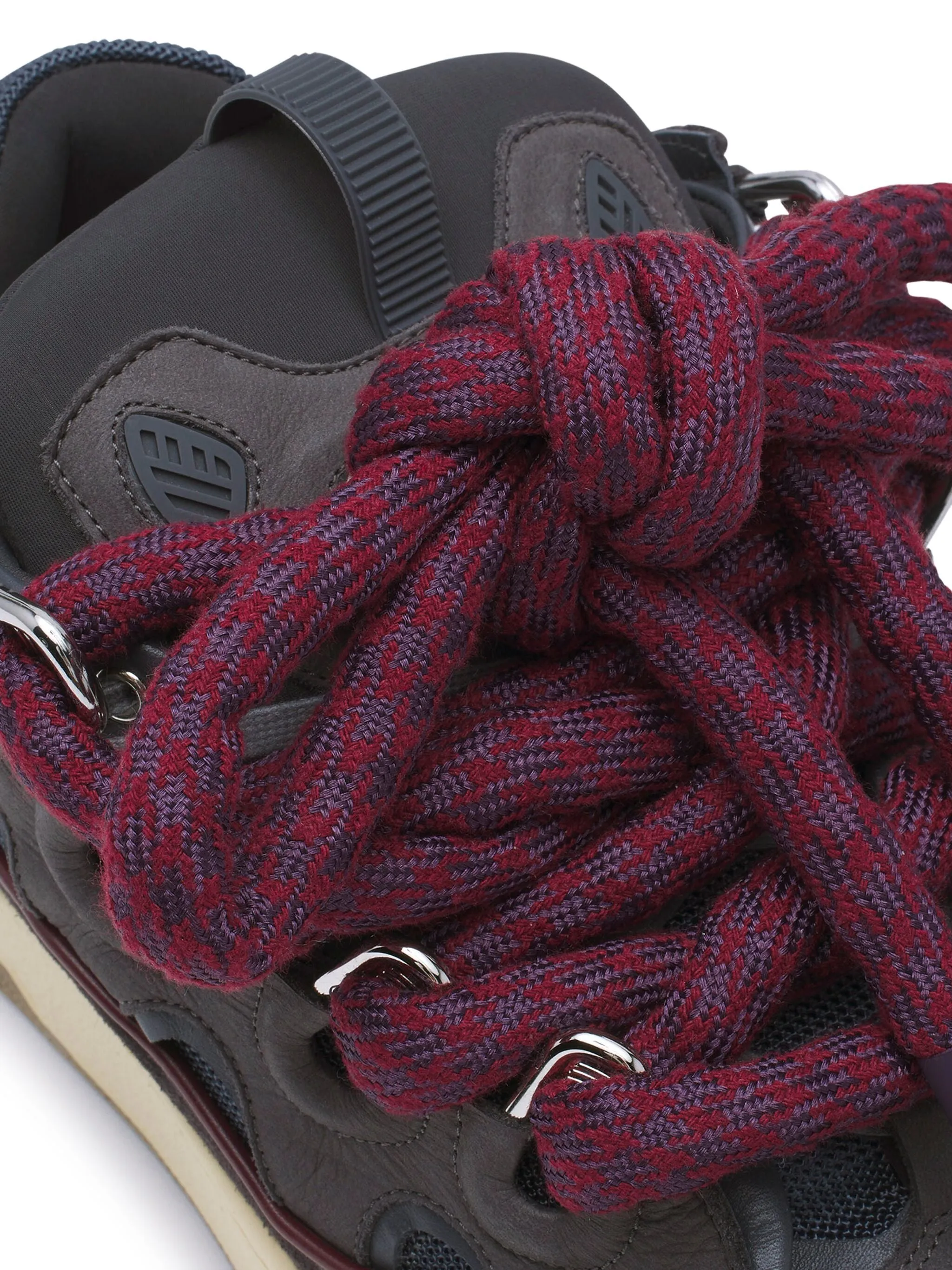 Baskets Curb