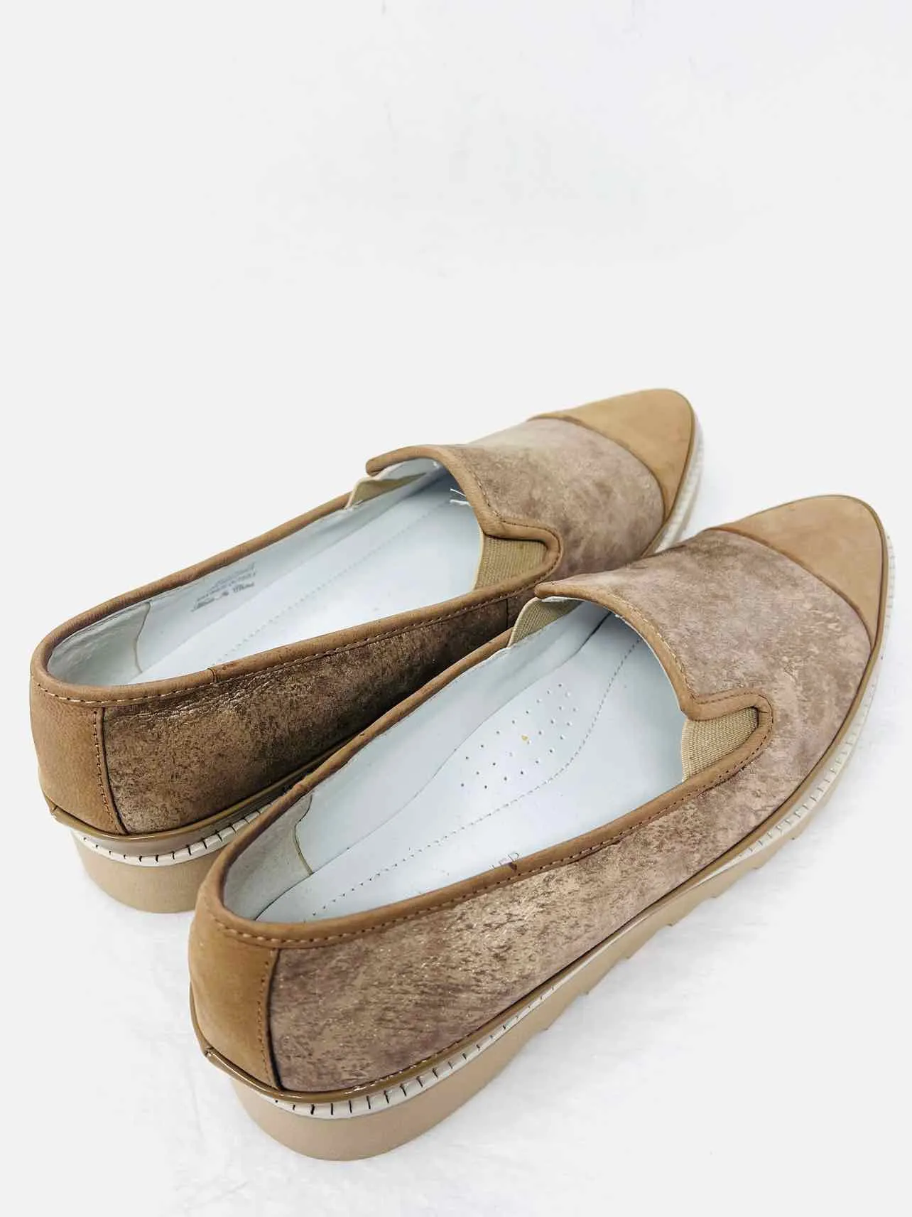 Chaussures de marque Donald Pliner Taille 8 Marron Clair Métallisé à Enfilage Rapide