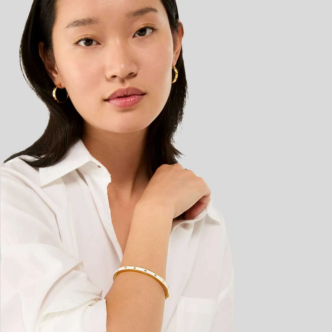 Kate Spade Bags KATE SPADE Bracelet à Charnière Émaillé Spot The Spade Blanc KJ727