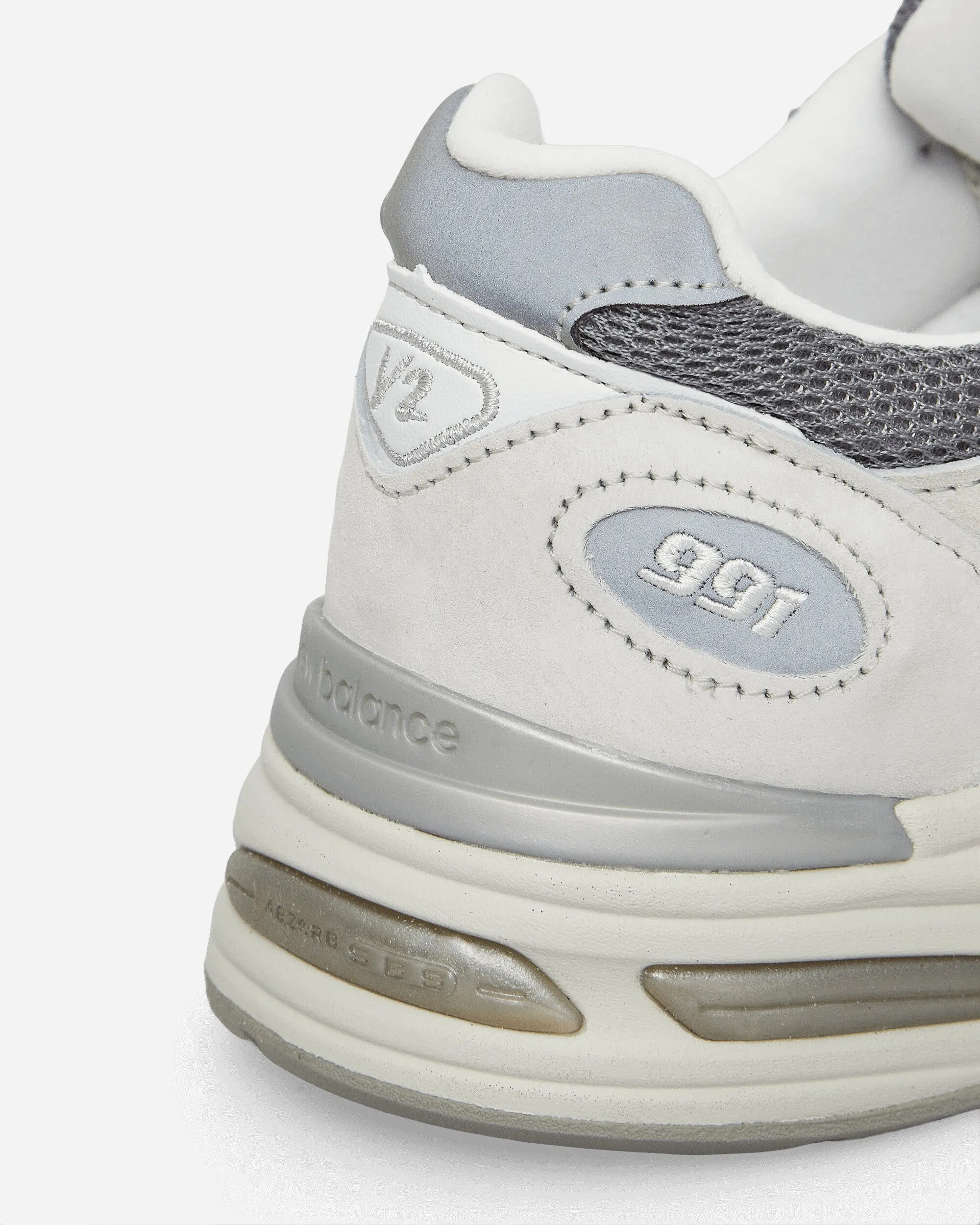 Baskets MADE in UK 991v2 Nimbus Cloud / Argent