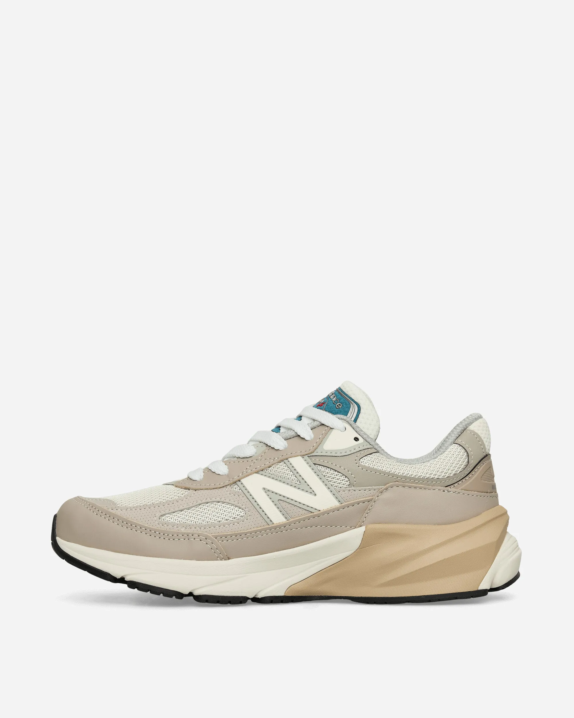 Baskets Made in USA 990v6 Champignon Clair / Moonrock