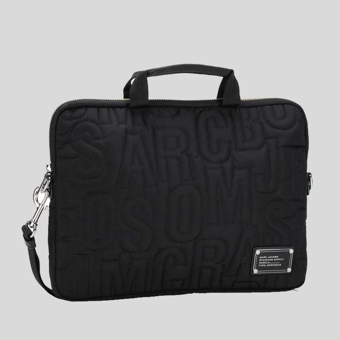Marc Jacobs Sacs MARC JACOBS Nylon Logo Matelassé Sac pour Ordinateur Portable 13 Pouces Noir 4S4SCP001S02
