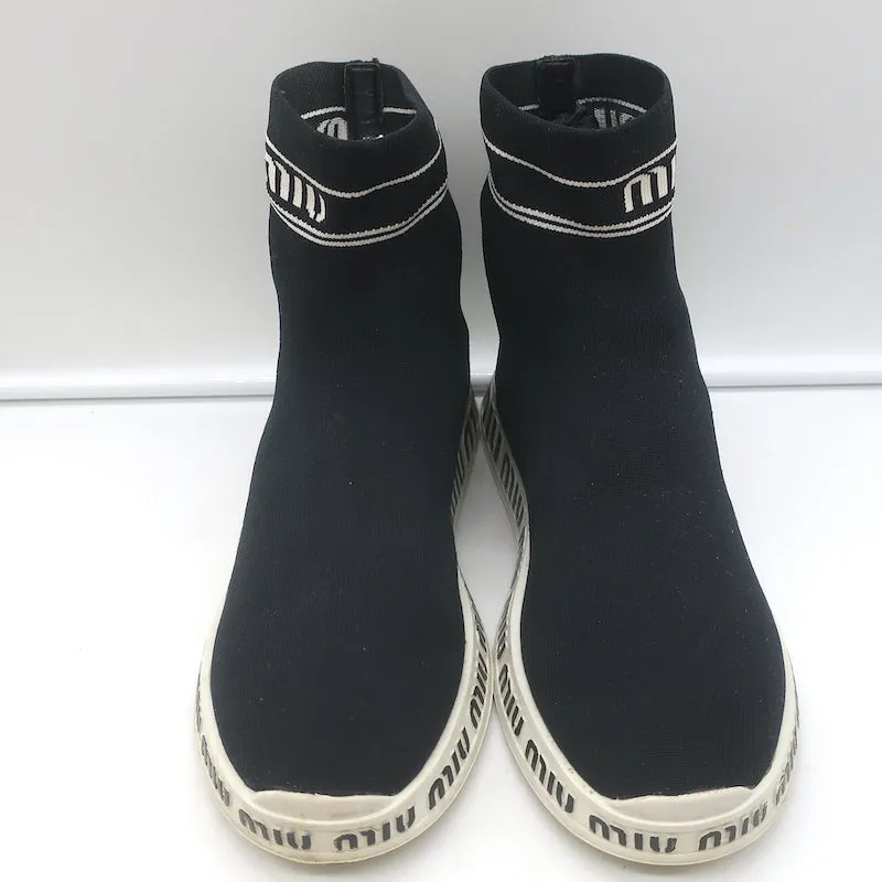 Baskets Miu Miu à logo avec chaussettes intégrées en maille extensible noire taille 38