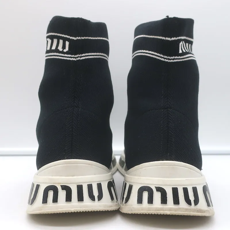 Baskets Miu Miu à logo avec chaussettes intégrées en maille extensible noire taille 38