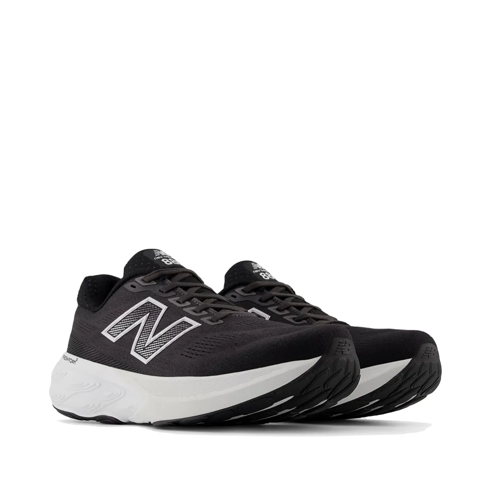 New Balance Hommes Fresh Foam X 880v15 en Noir avec Blanc et Réflexion