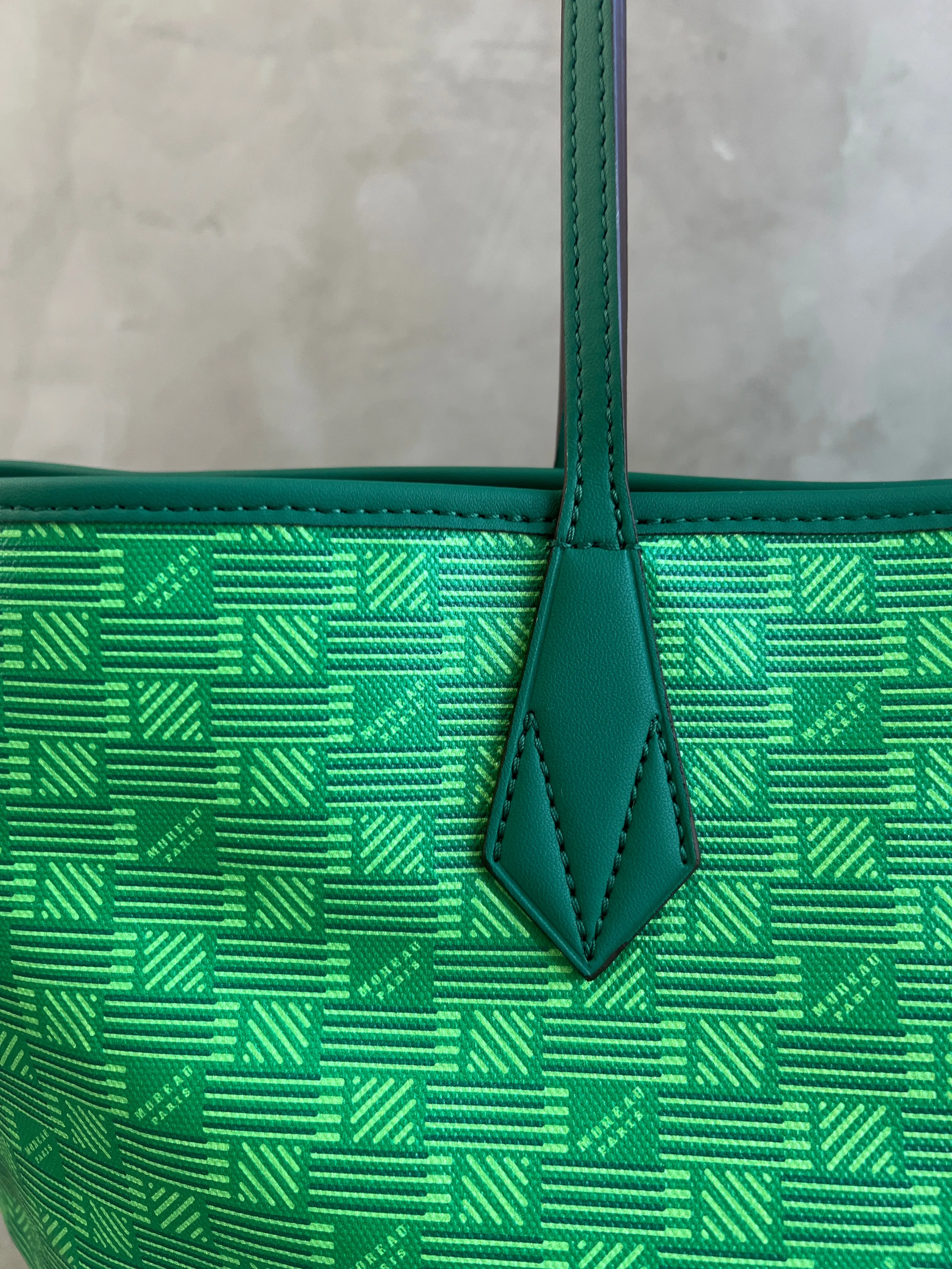 NOUVEAU Saint Tropez Sac à bandoulière ouvert GM, Sacs Moreau vert