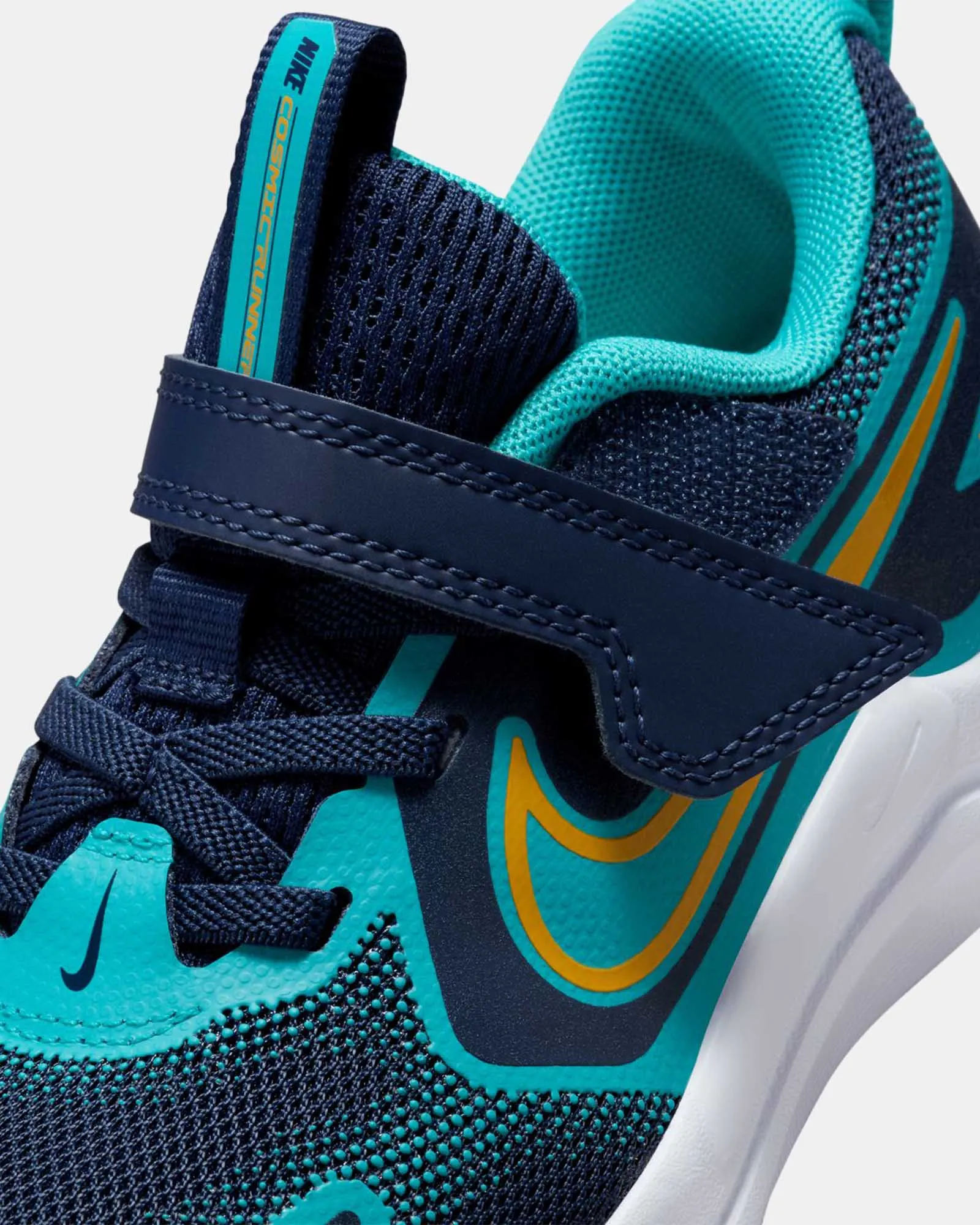 Chaussures Nike pour enfants Cosmic Runner Ps B Minuit/Peau d'orange/Cactus