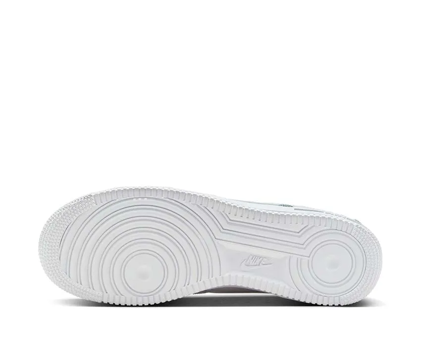 Chaussures Nike Nike Air Force 1 '07 LV8 