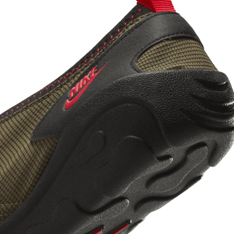 Baskets Nike Aqua Turf
