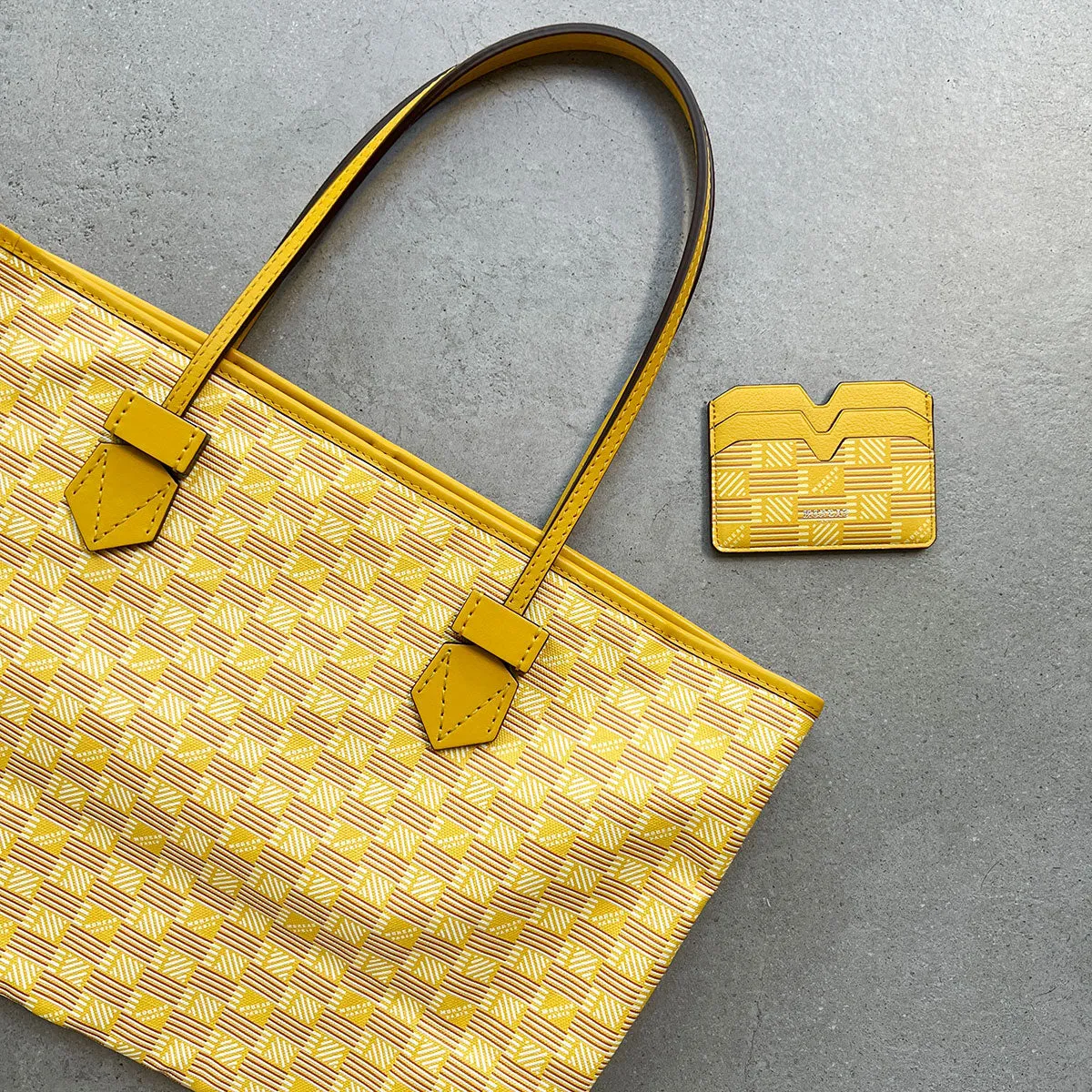 Sac Saint Tropez Open Tote MM, Jaune Moreau Bags