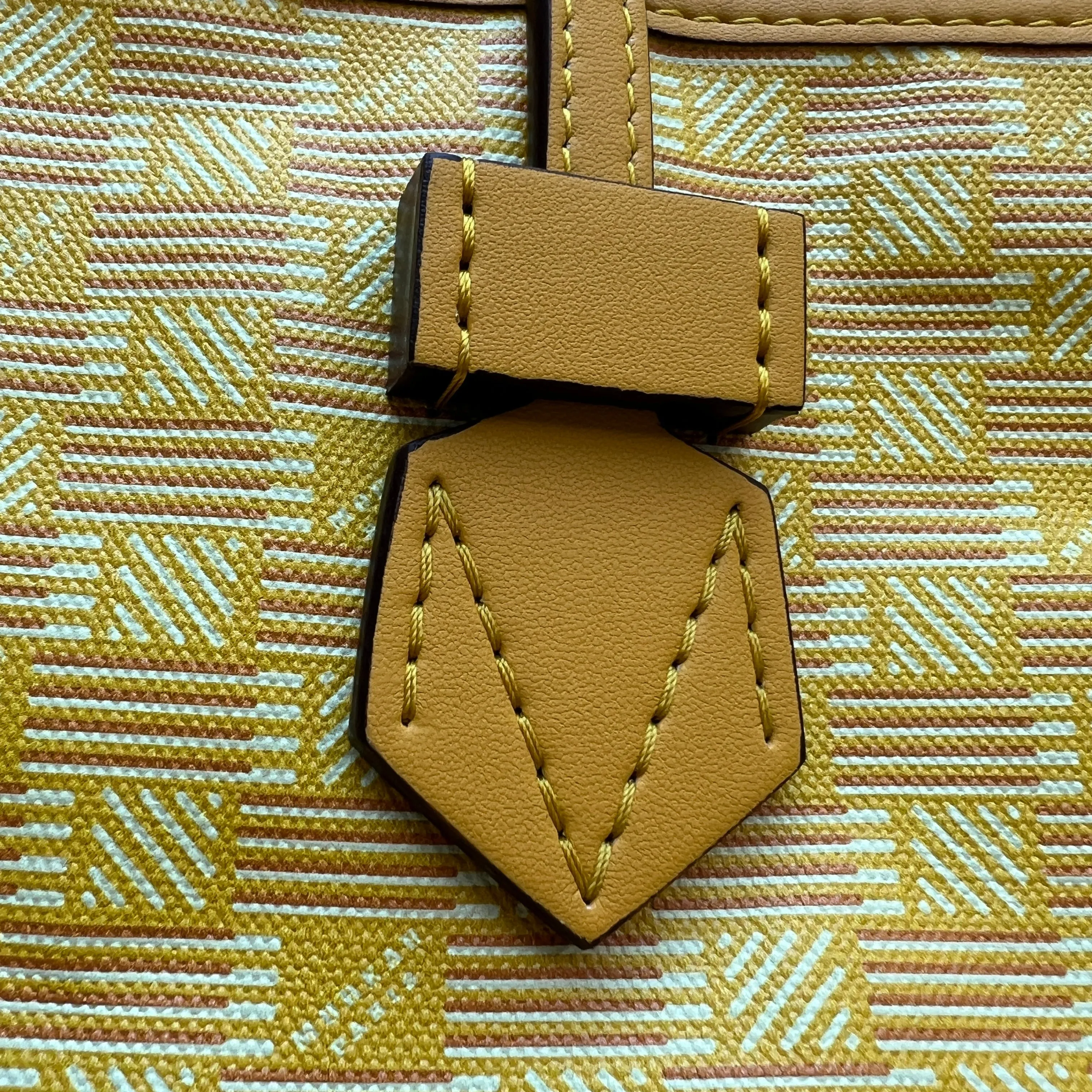 Sac Saint Tropez Tote GM, Jaune Moreau