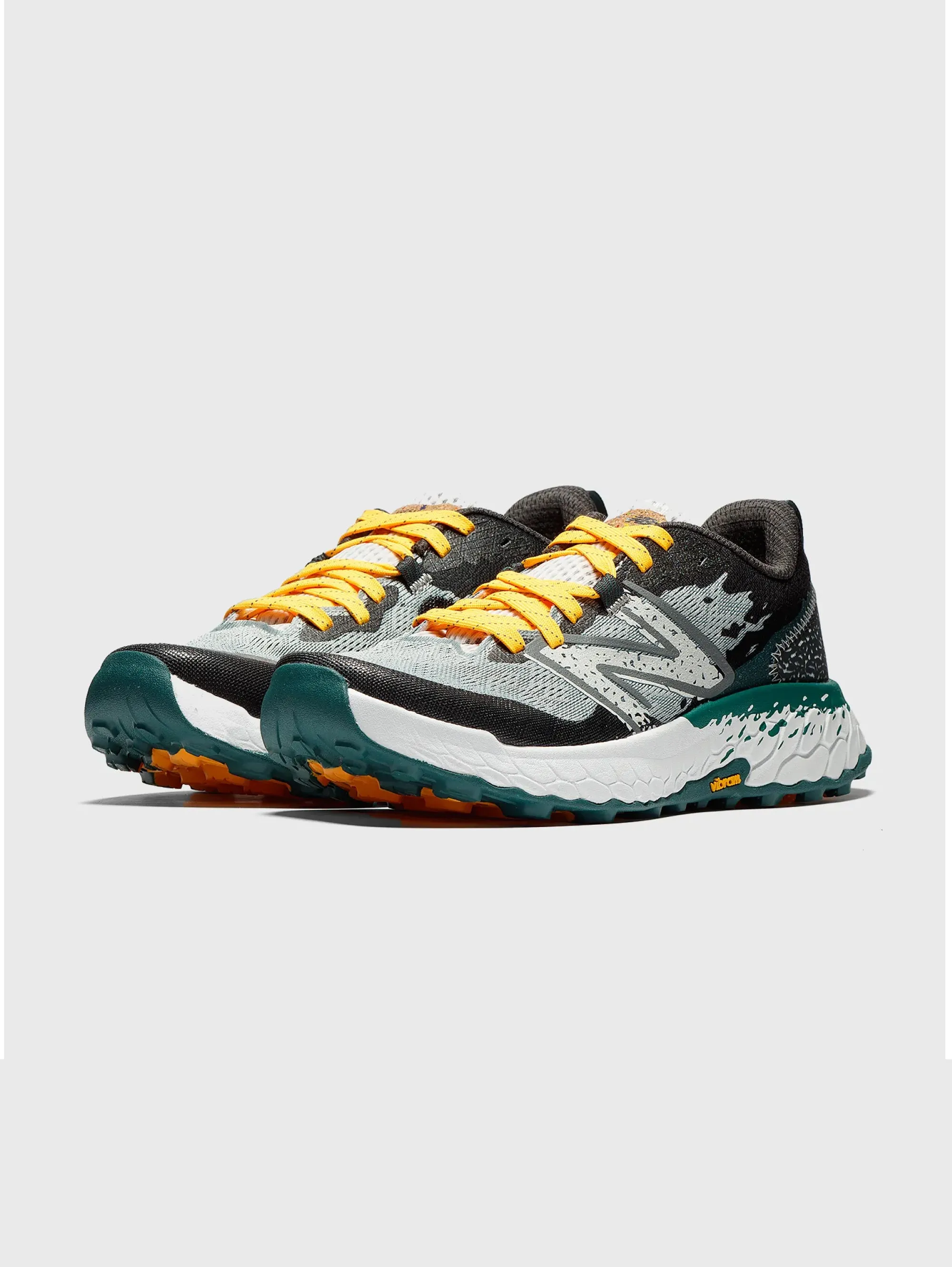 Baskets de Course Hierro V7 pour Homme Gris