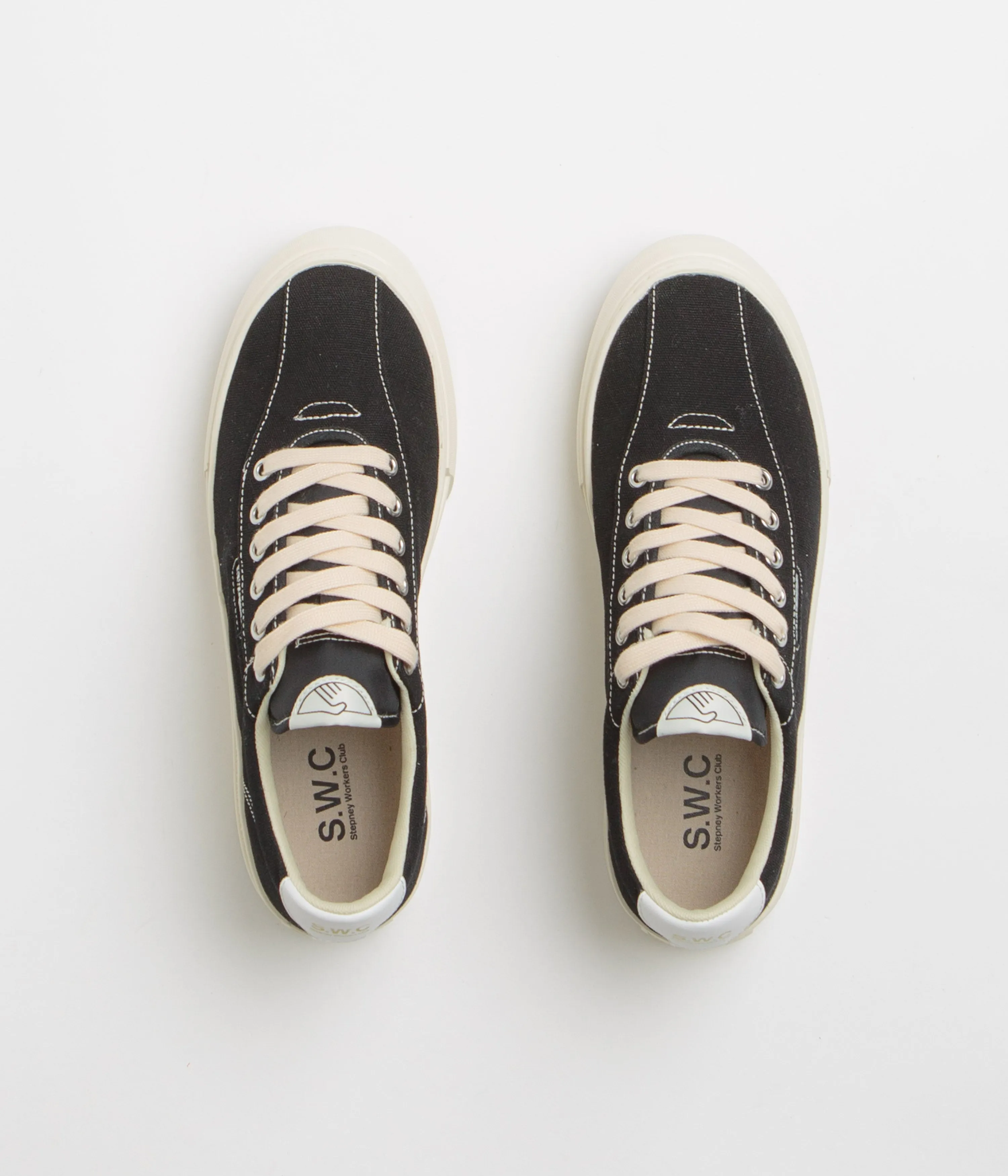 Chaussures en toile Dellow 02 Cup de Stepney Workers Club - Chaussures Stepney Workers Club noires