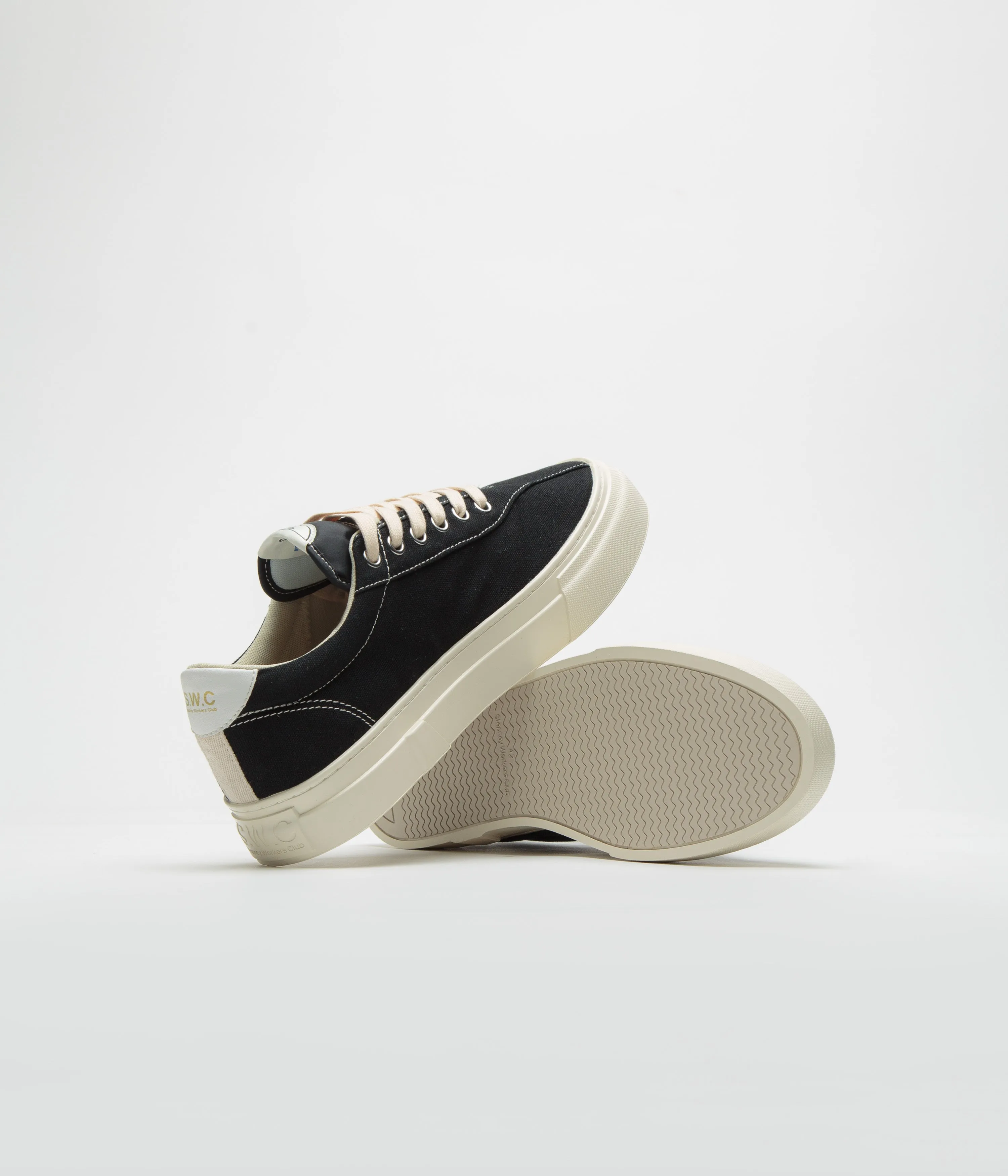 Chaussures en toile Dellow 02 Cup de Stepney Workers Club - Chaussures Stepney Workers Club noires