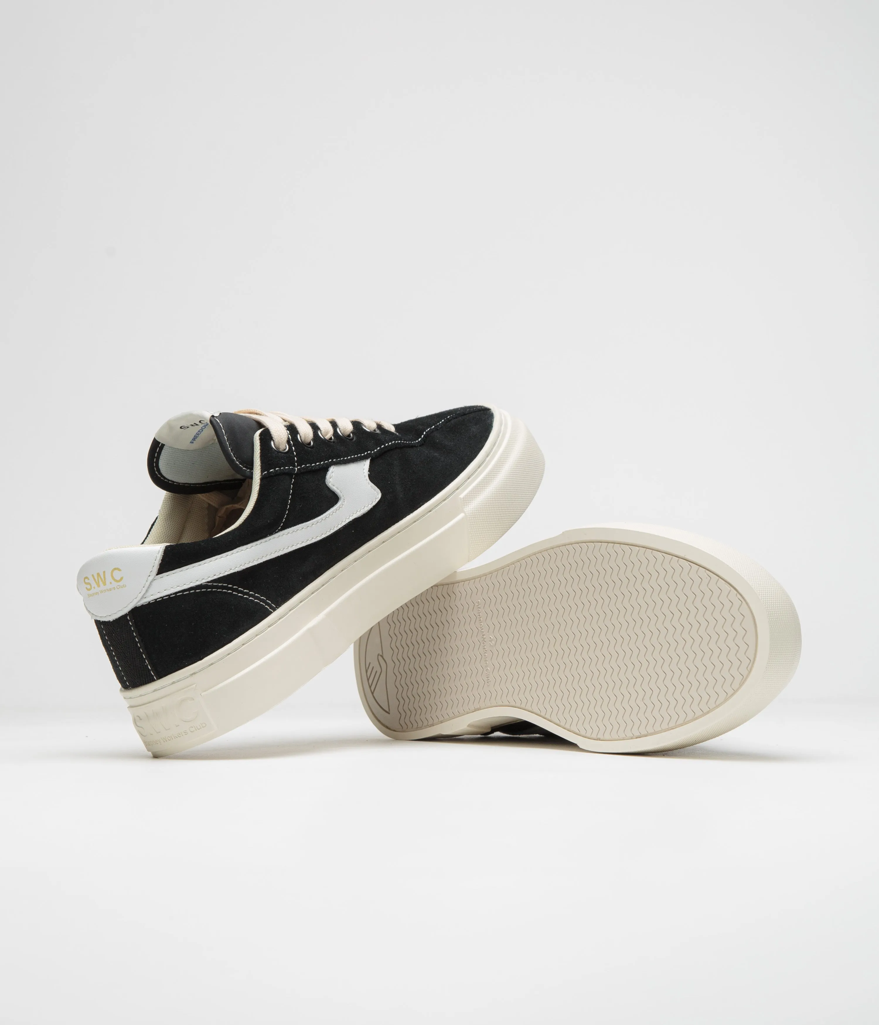 Chaussures Stepney Workers Club Dellow S-Strike Cup - Noir / Blanc Chaussures Stepney Workers Club