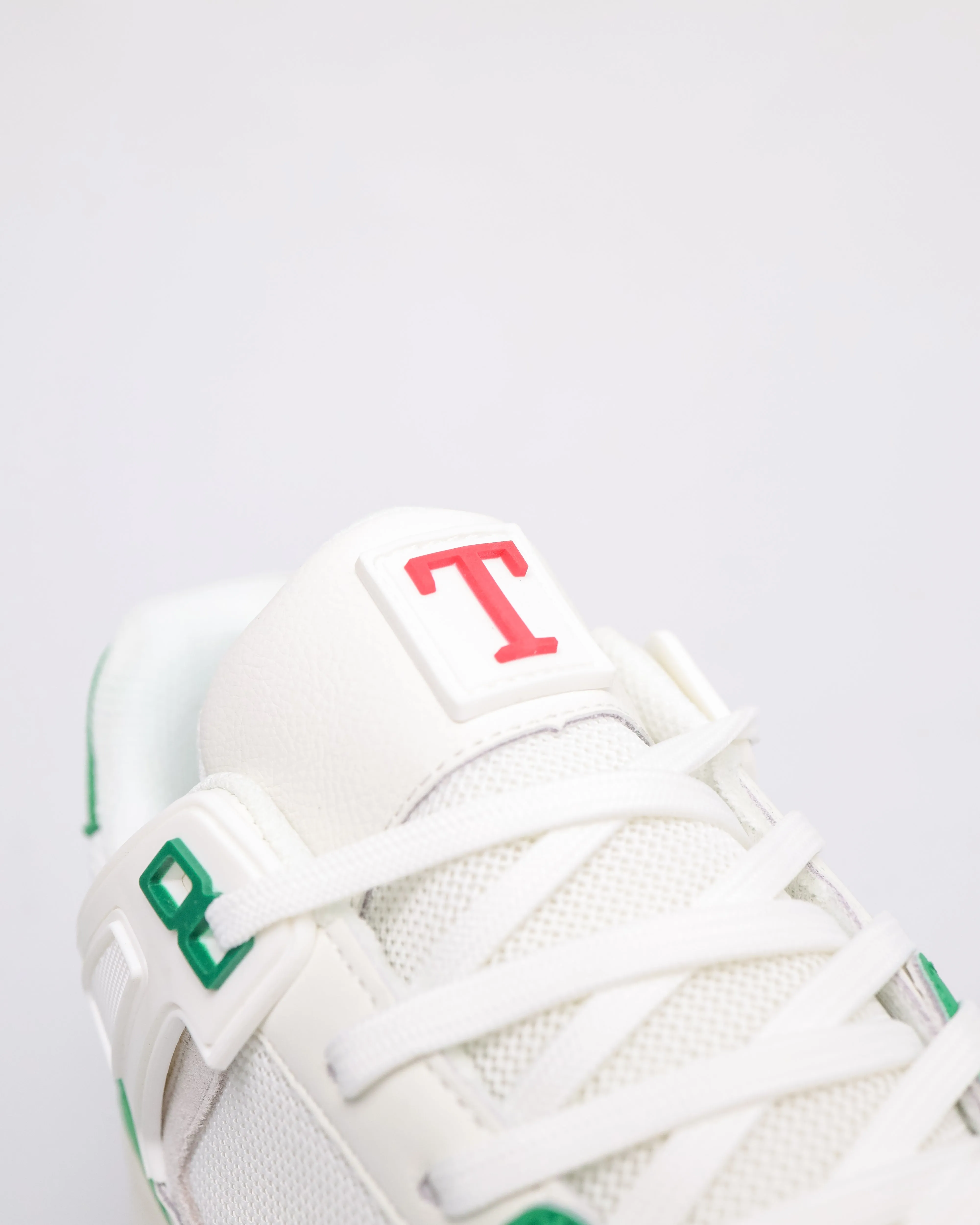 Tomaz TBB022 Chaussures de Sport Chromatic Homme Momentum