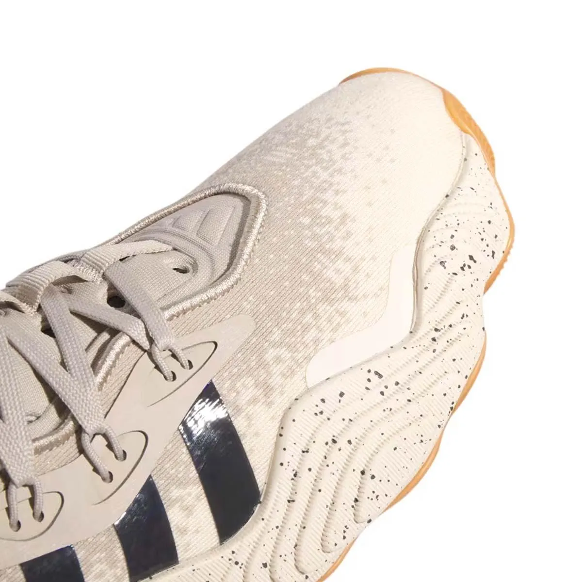 Trae Young 3 'Beige Merveilleux'