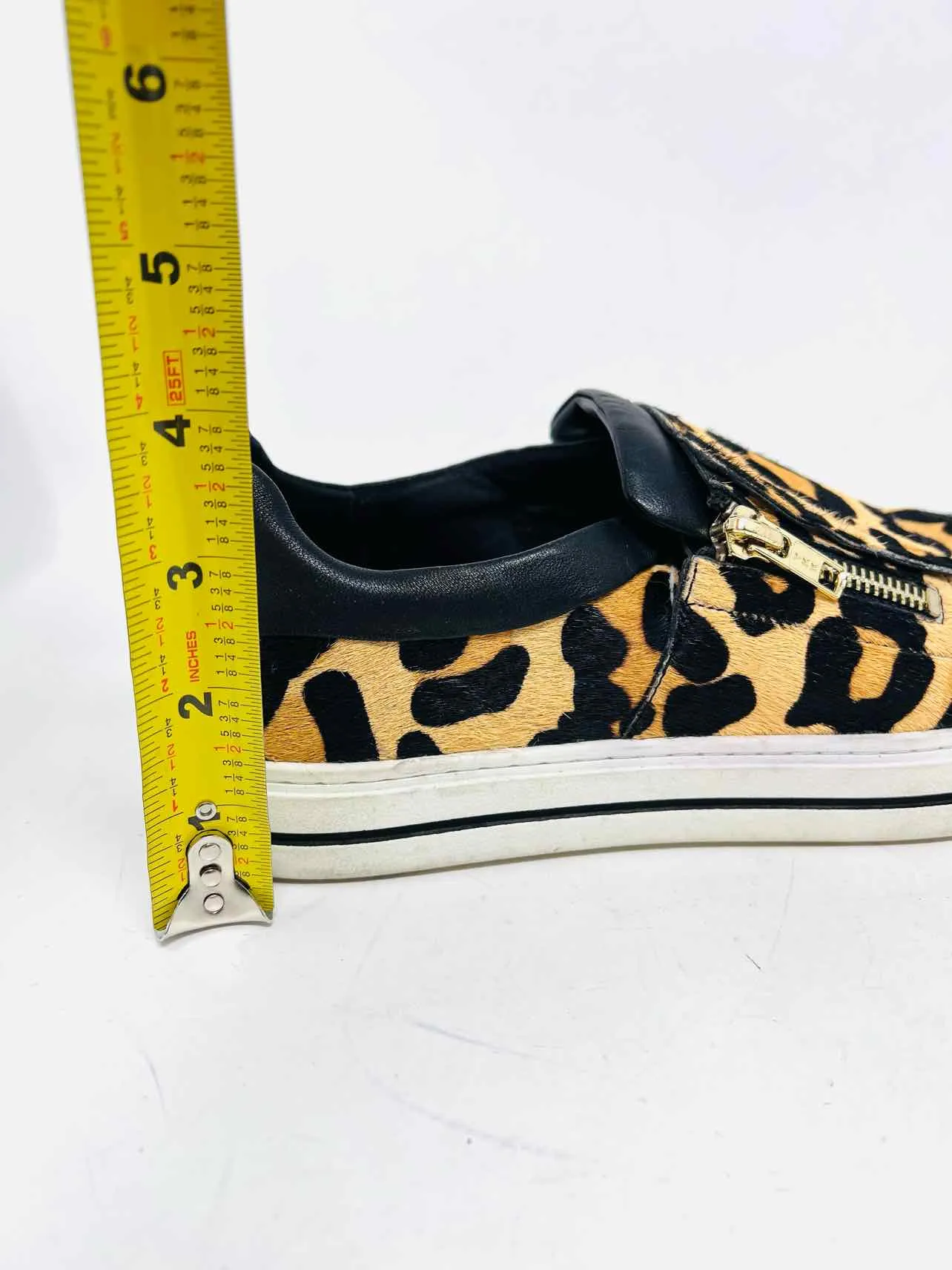 Chaussures Sneakers en poil de vache imprimé animalier taille 10 beige/noir Vaneli