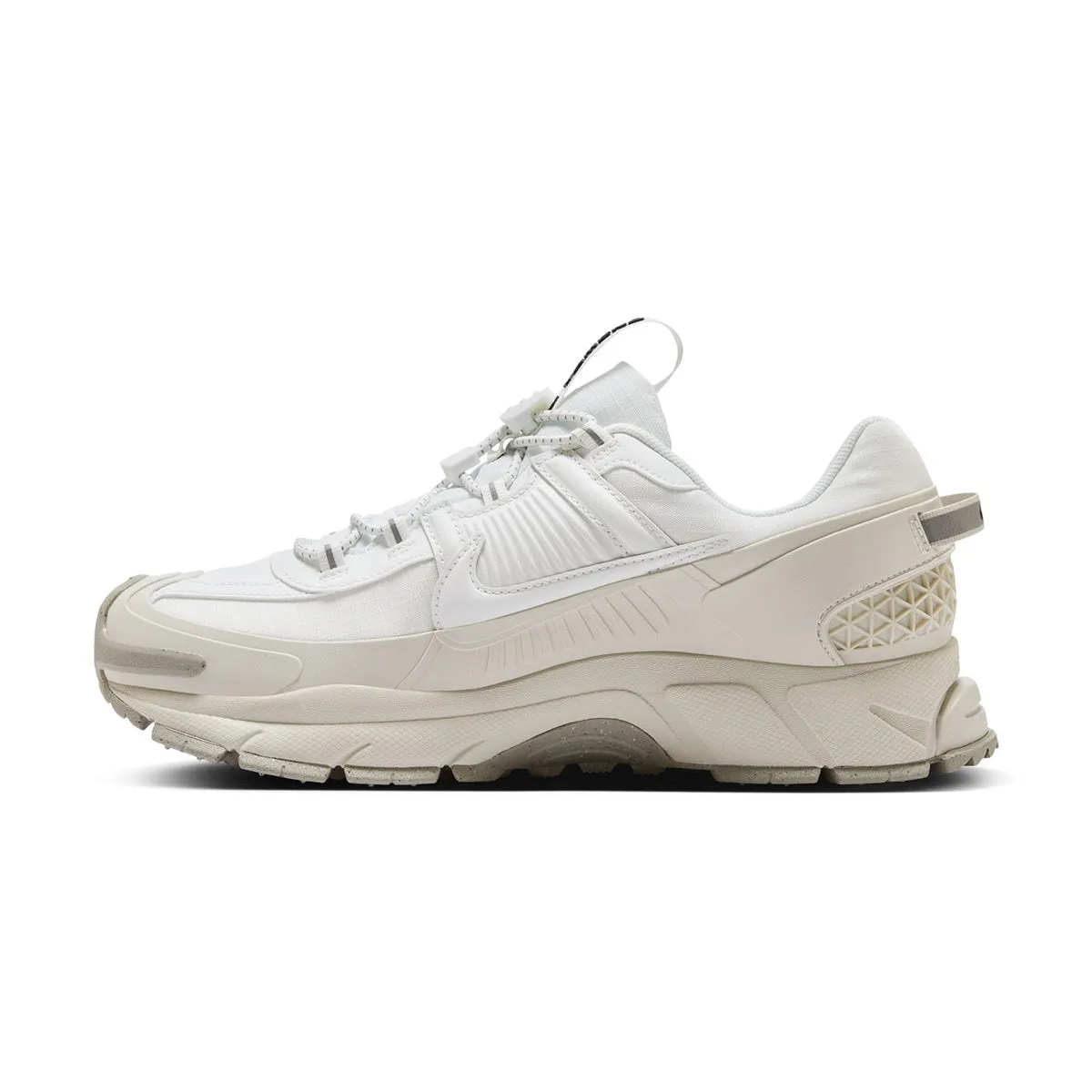 Zoom Vomero Roam 'Blanc Summit'